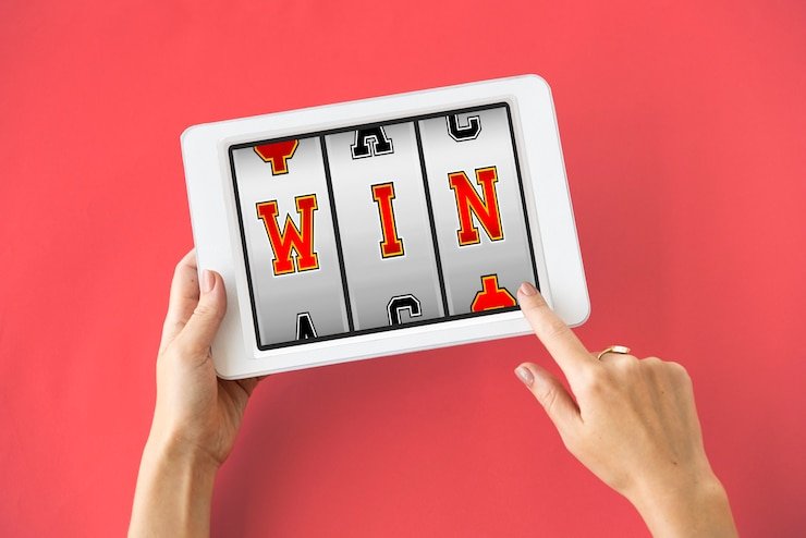 winpkr game Slot Rooms by Studio